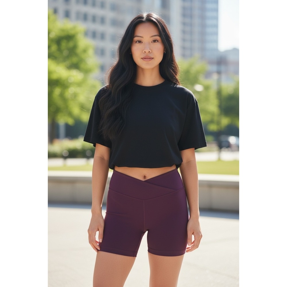 622 90 Degree by Reflex Lux 7 Short Winter Bloom Purple Biker Shorts NWT M